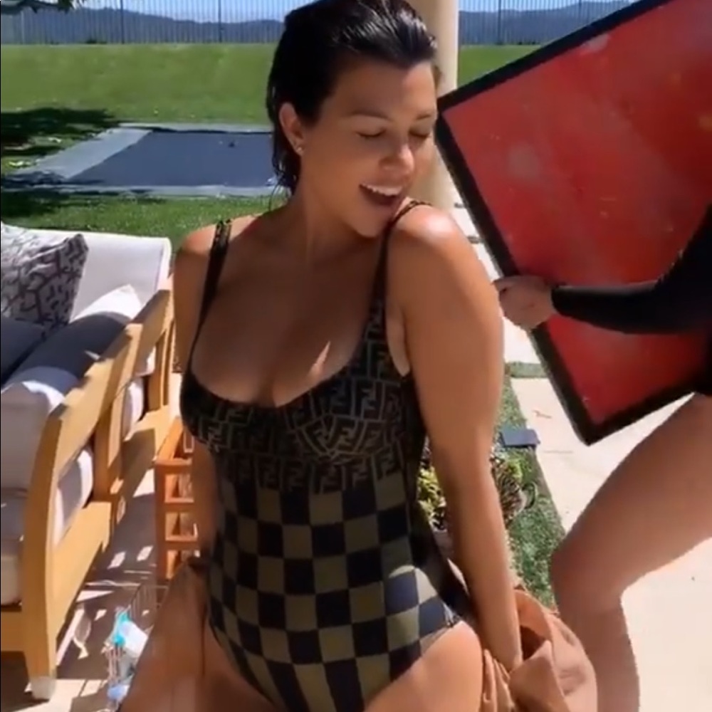 🚫SOLD🚫Vintage Fendi Monogram Swimsuit / Bodysuit - Picture 4 of 5